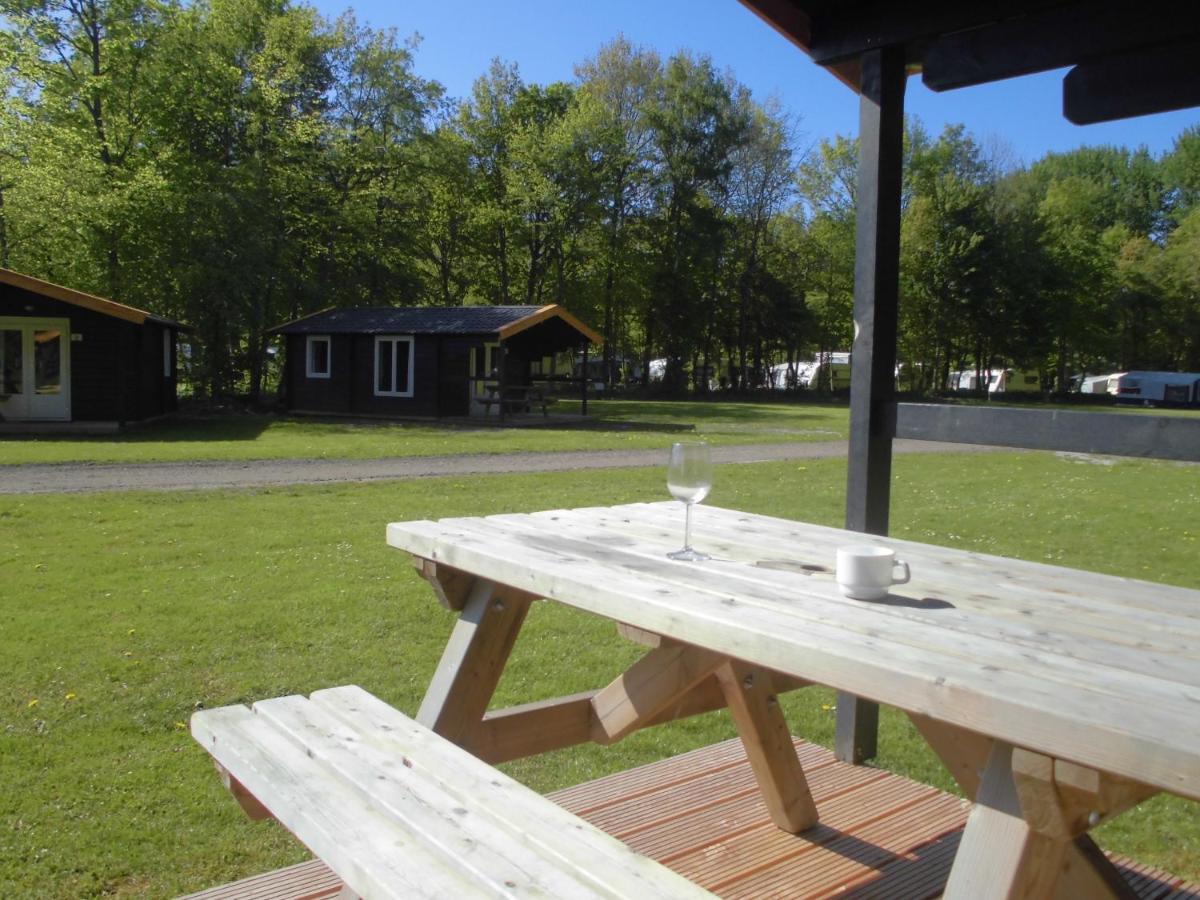 Vakantiepark T Urkerbos - Blokhutje Exterior photo